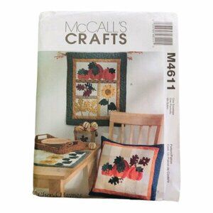 McCall's Sewing Pattern 4611 Harvest Sampler Pillow Wall Hanging Table Runner Un